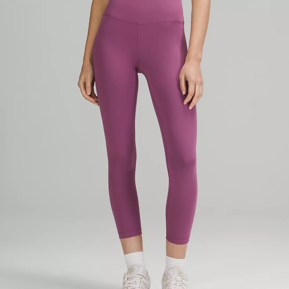 Lululemon training leggings, size 4, Vintage Plum, Purple, inside key pocket - Picture 2 of 8